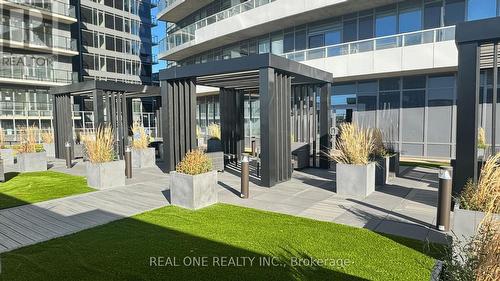 1404 - 20 George Street, Hamilton, ON - Outdoor