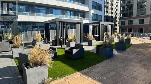 1404 - 20 George Street, Hamilton, ON - Outdoor