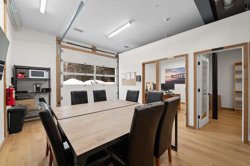 Conference room - B-4663 Route 117, Sainte-Agathe-Des-Monts, QC 