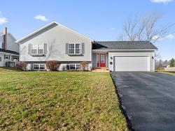 30 Century Court  Summerside, PE C1N 6N6