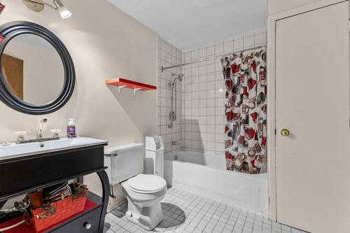 Bathroom - 4572  - 4576 Rue D'Iberville, Montréal (Le Plateau-Mont-Royal), QC - Indoor Photo Showing Bathroom