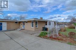 23 Caie Cres  Yarmouth, NS B5A 1N5