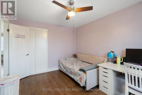 51 Briarsdale Crescent, Welland (N. Welland), ON - Indoor Photo Showing Bedroom