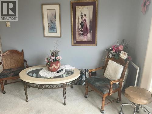 3221 Centennial Drive Unit# 401, Vernon, BC - Indoor Photo Showing Dining Room