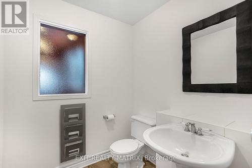 1650 Gourley Road, East Hawkesbury, ON - Indoor Photo Showing Bathroom