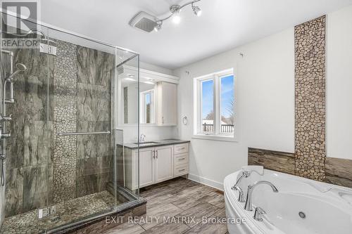 1650 Gourley Road, East Hawkesbury, ON - Indoor Photo Showing Bathroom
