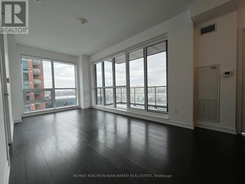 1021 - 31 Tippett Road, Toronto, ON - Indoor Photo Showing Other Room