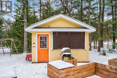 1326 Tiny Beaches Road N, Tiny (Lafontaine), ON - Outdoor