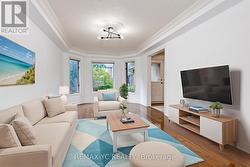 896 DARWIN DRIVE  Pickering, ON L1X 2P8