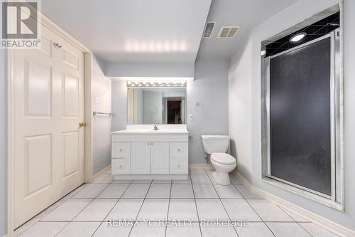 896 Darwin Drive, Pickering, ON - Indoor Photo Showing Bathroom