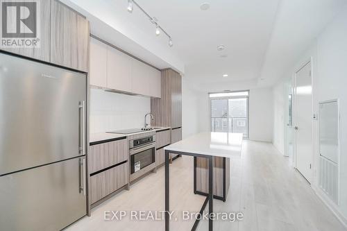 D328 - 8 Beverley Glen Boulevard, Vaughan, ON - Indoor