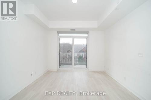 D328 - 8 Beverley Glen Boulevard, Vaughan, ON - Indoor Photo Showing Other Room