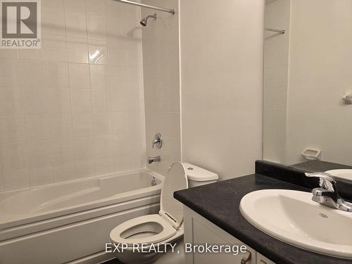 Unit B - 64 Singhampton Road, Vaughan, ON - Indoor Photo Showing Bathroom