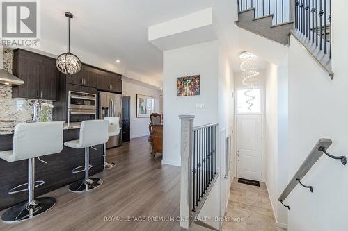 2 Seacoasts Circle, Vaughan, ON - Indoor