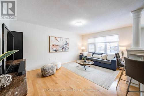 54 Gladys Clarkson Drive, Whitchurch-Stouffville, ON - Indoor Photo Showing Living Room