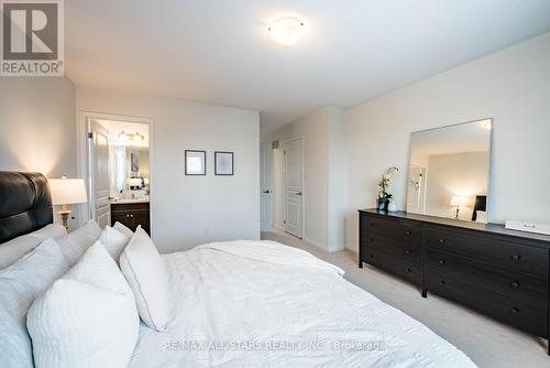 54 Gladys Clarkson Drive, Whitchurch-Stouffville, ON - Indoor Photo Showing Bedroom