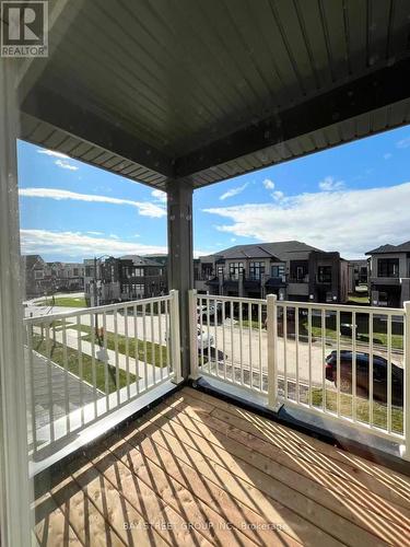 5 Harvey Bunker Crescent, Markham, ON - Outdoor With Balcony With Exterior