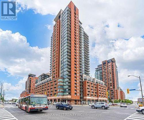 830 - 830 Lawrence Avenue, Toronto, ON - Outdoor With Facade