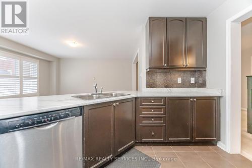 278 Gleave Terrace, Milton, ON - Indoor Photo Showing Kitchen With Double Sink
