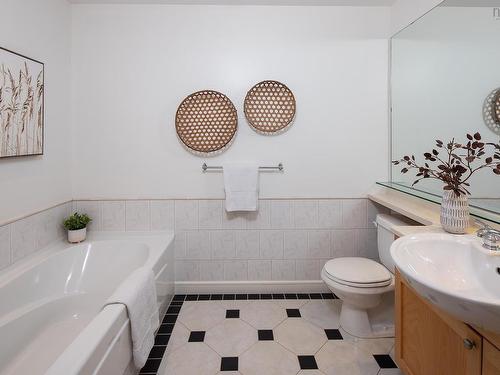 411 1477 Lower Water Street, Halifax, NS 