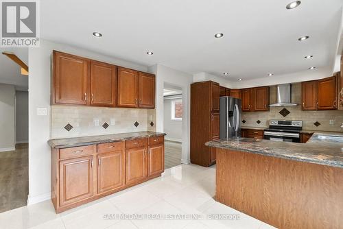 149 Sunforest Drive, Brampton, ON - Indoor Photo Showing Kitchen