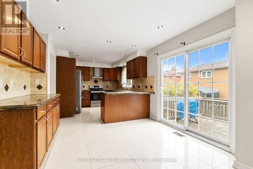 149 Sunforest Drive, Brampton, ON - Indoor Photo Showing Kitchen