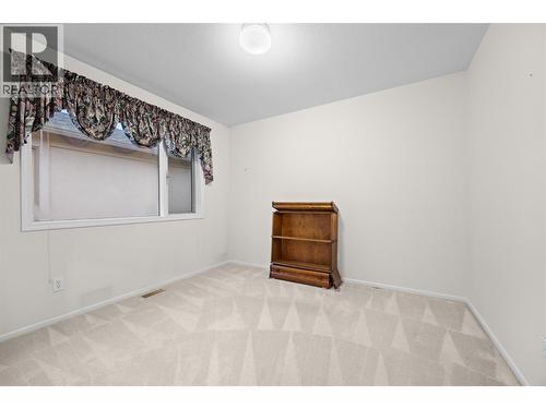 2nd Bedroom - 595 Yates Road Unit# 99, Kelowna, BC - Indoor Photo Showing Other Room