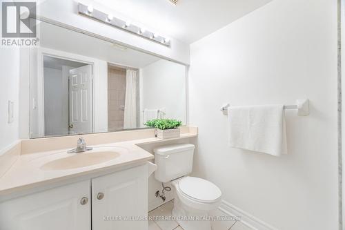 232 David Dunlap Circle, Toronto, ON - Indoor Photo Showing Bathroom