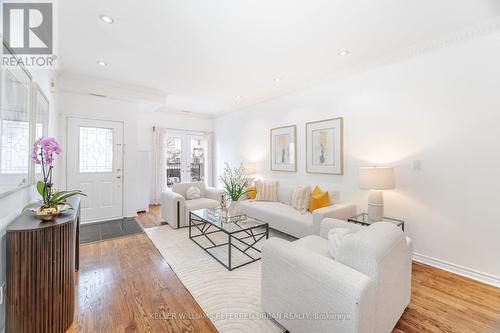232 David Dunlap Circle, Toronto, ON - Indoor Photo Showing Living Room