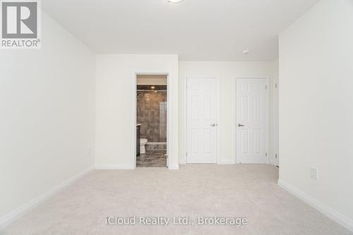53 Stanley Avenue, Haldimand, ON - Indoor Photo Showing Other Room