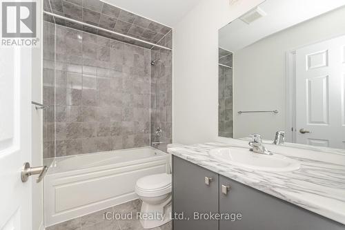 53 Stanley Avenue, Haldimand, ON - Indoor Photo Showing Bathroom