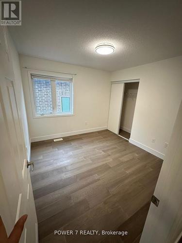 123 Major Crescent, Aurora, ON - Indoor Photo Showing Other Room