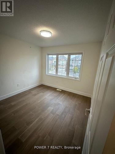 123 Major Crescent, Aurora, ON - Indoor Photo Showing Other Room