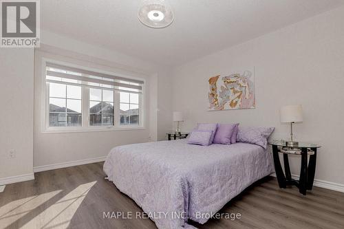 18 Boothill Drive, Brampton, ON - Indoor Photo Showing Bedroom
