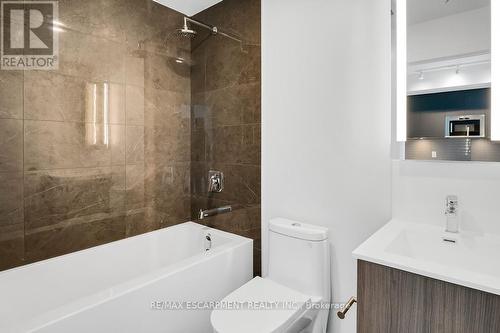 1203 - 220 Missinnihe Way, Mississauga, ON - Indoor Photo Showing Bathroom