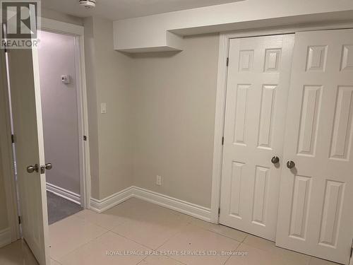 11 Uno Drive, Toronto, ON - Indoor Photo Showing Other Room