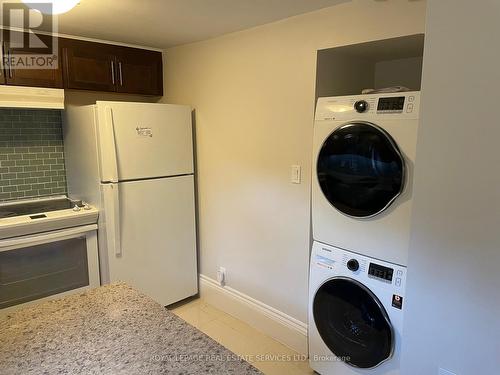 11 Uno Drive, Toronto, ON - Indoor Photo Showing Laundry Room