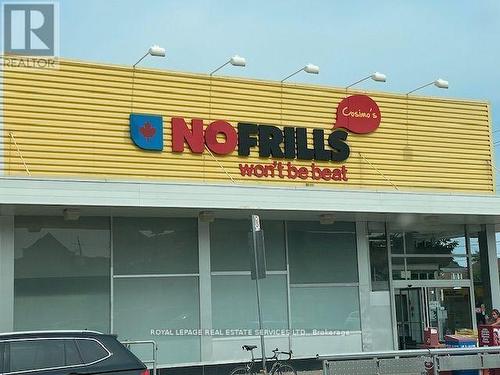 11 Uno Drive, Toronto, ON - 