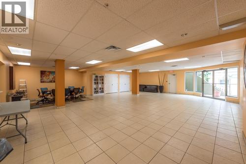 250 Marina Way Unit# 208, Penticton, BC - Indoor Photo Showing Other Room