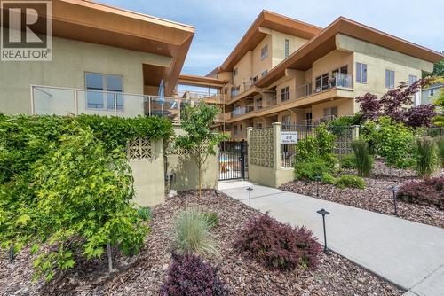250 Marina Way Unit# 208, Penticton, BC - Outdoor