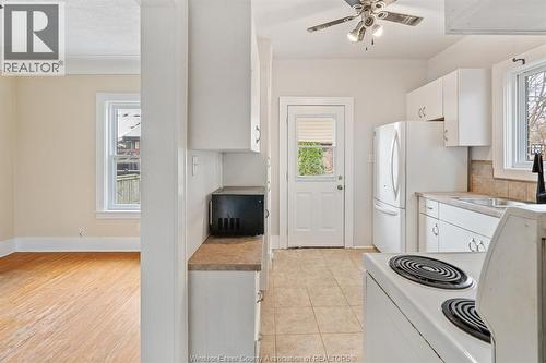 1575 Church Street, Windsor, ON - Indoor Photo Showing Kitchen