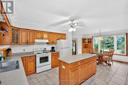 924 6 County Road S, Tiny (Wyevale), ON - Indoor Photo Showing Kitchen With Double Sink