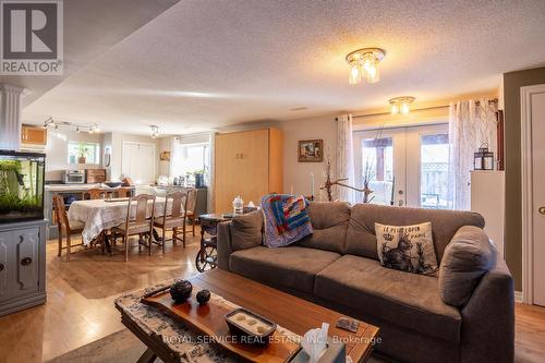 23 Huffman Avenue, Port Hope, ON - Indoor Photo Showing Living Room