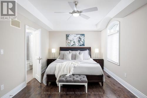 125 Paliser Court, Oakville, ON - Indoor Photo Showing Bedroom