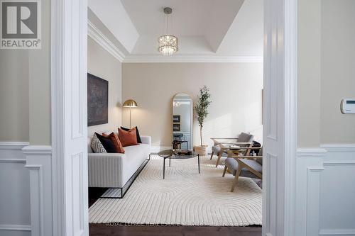 125 Paliser Court, Oakville, ON - Indoor