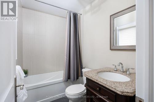 125 Paliser Court, Oakville, ON - Indoor Photo Showing Bathroom