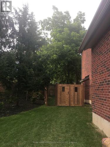 125 Paliser Court, Oakville, ON - Outdoor