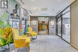 Grand Lobby with a 24-Hour Concierge - 