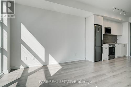 312 - 1787 St. Clair Avenue W, Toronto, ON - Indoor