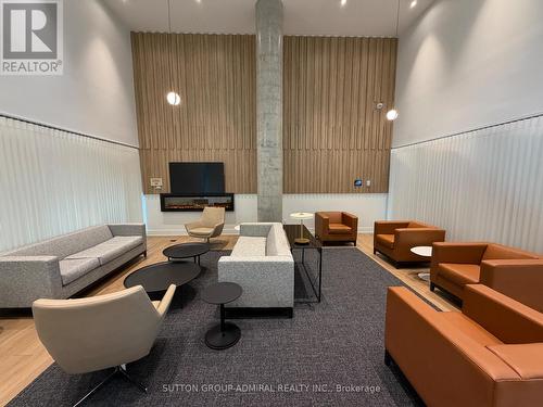 610 - 3100 Keele Street, Toronto, ON - Indoor Photo Showing Other Room